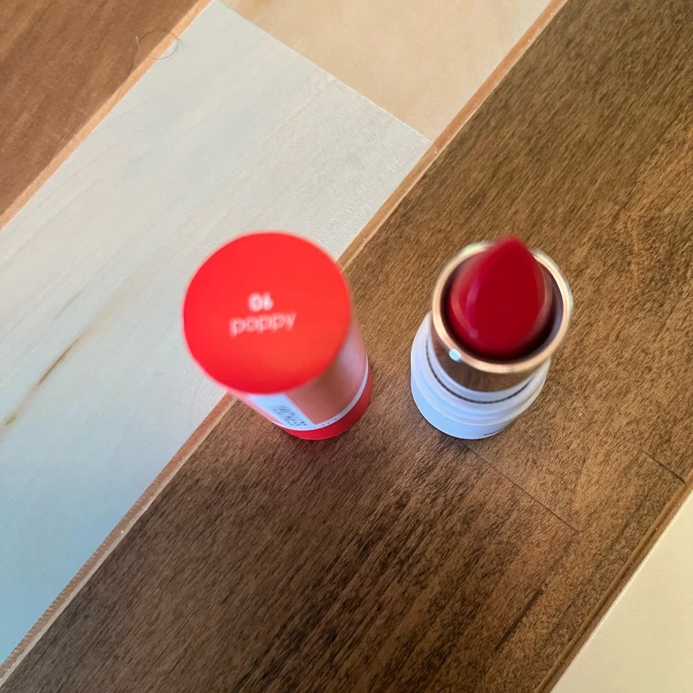 NWT - Sephora Lipstick, Poppy